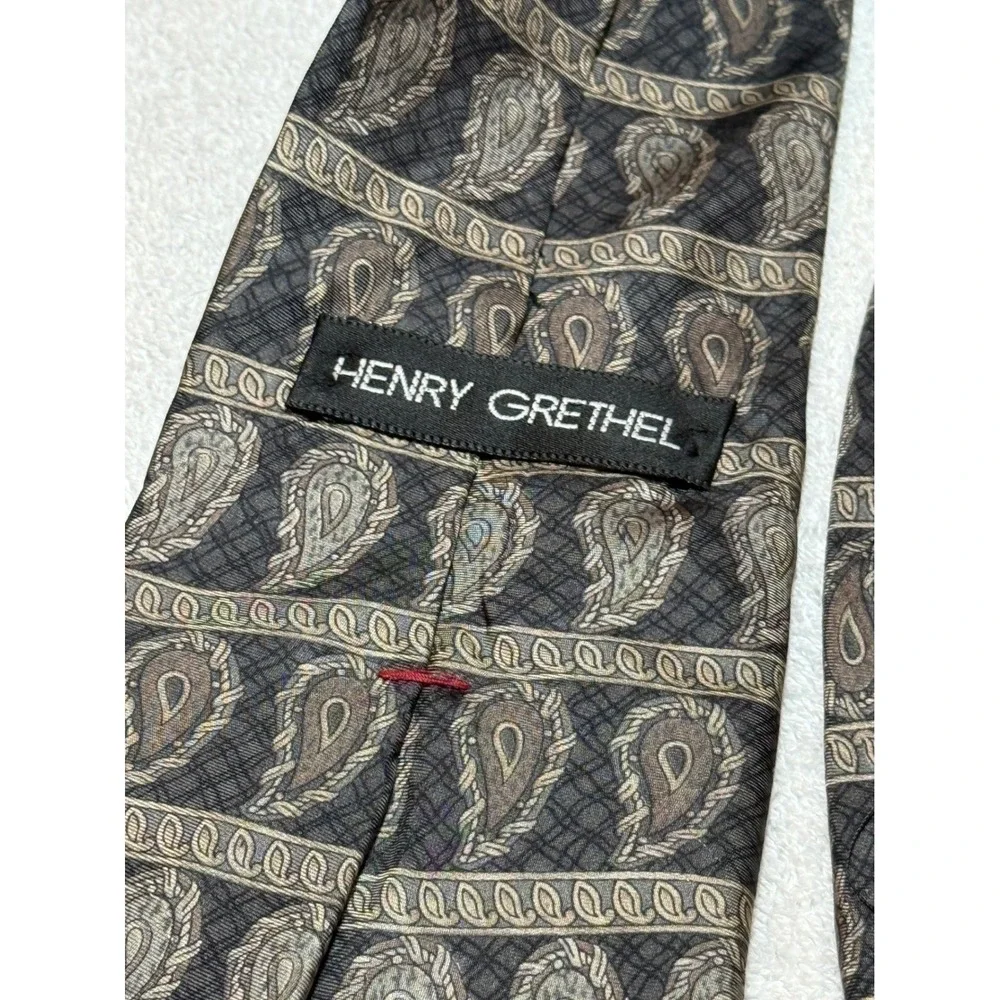 Henry Grethel Mens Silk Tie Brown Grey Paisley Italian Silk Made in USA 3.75